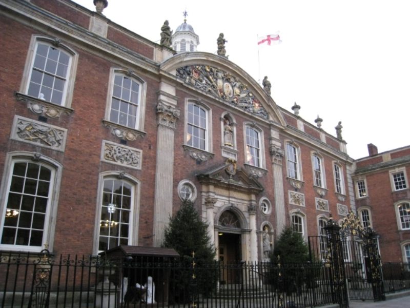 Worcester Guildhall in a Christmas setting
